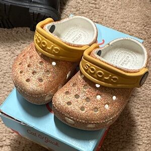CROCS Kids Glitter Water Shoes - Orange and Yellow